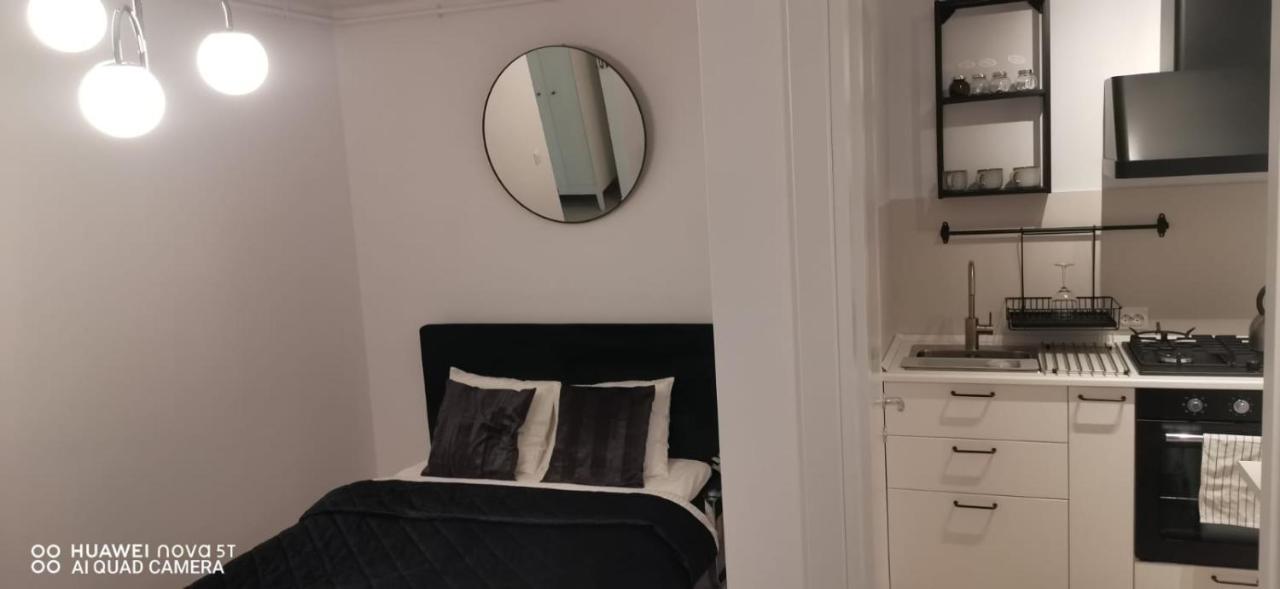 Mia!! Self Check-In!! Apartment Bucharest Exterior photo